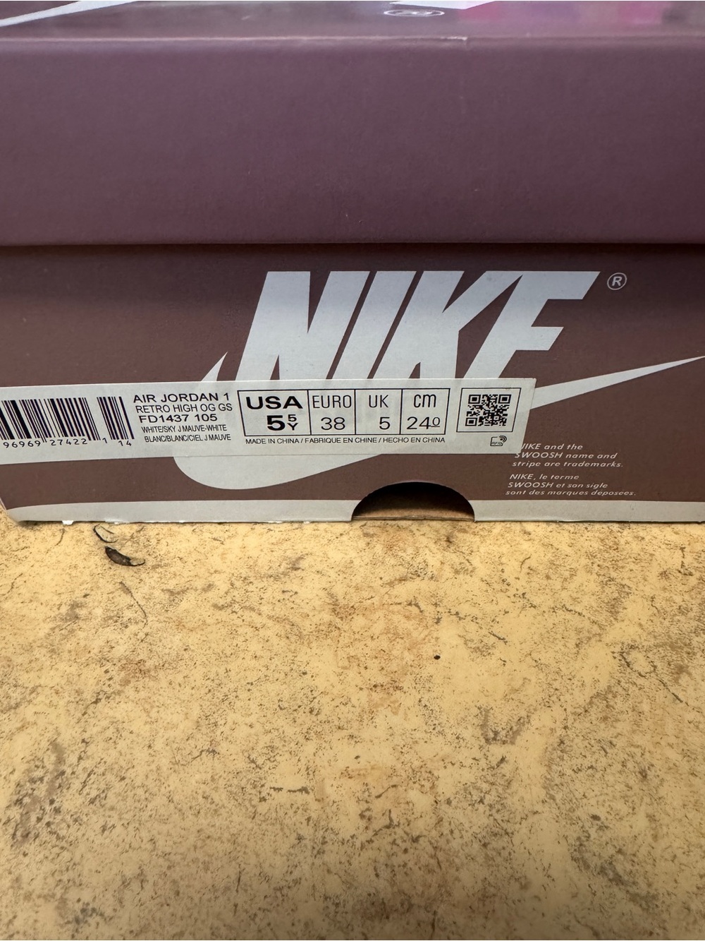 Jordan 1 High - Picture 6 of 6